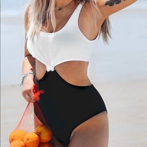 Cupshe BLACK AND WHITE KNOTTED ONE-PIECE SWIMSUIT